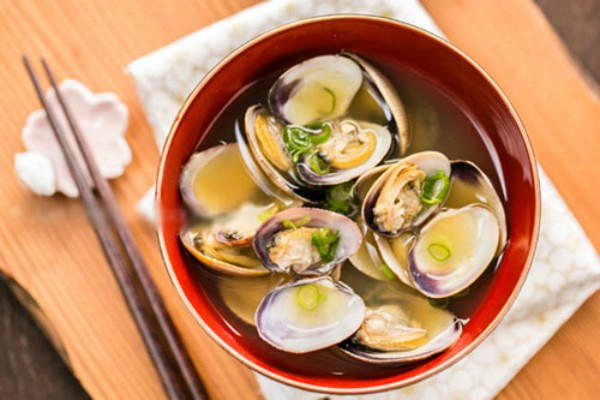 Ngao có tính hàn giúp thanh nhiệt hạ hỏa. (Ảnh: AllAbout-Japan.com)